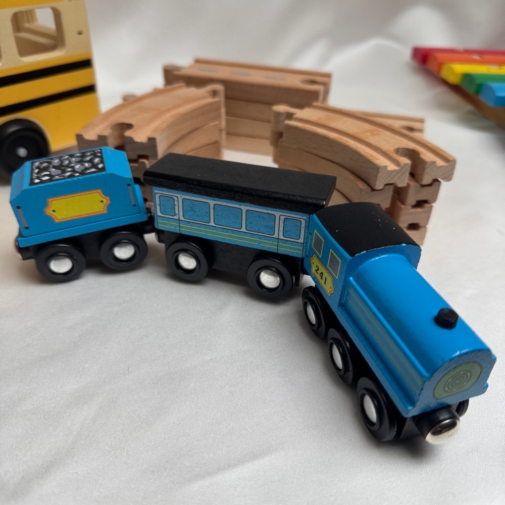 Melissa & Doug School Bus & Train Set - Picture 2 of 7
